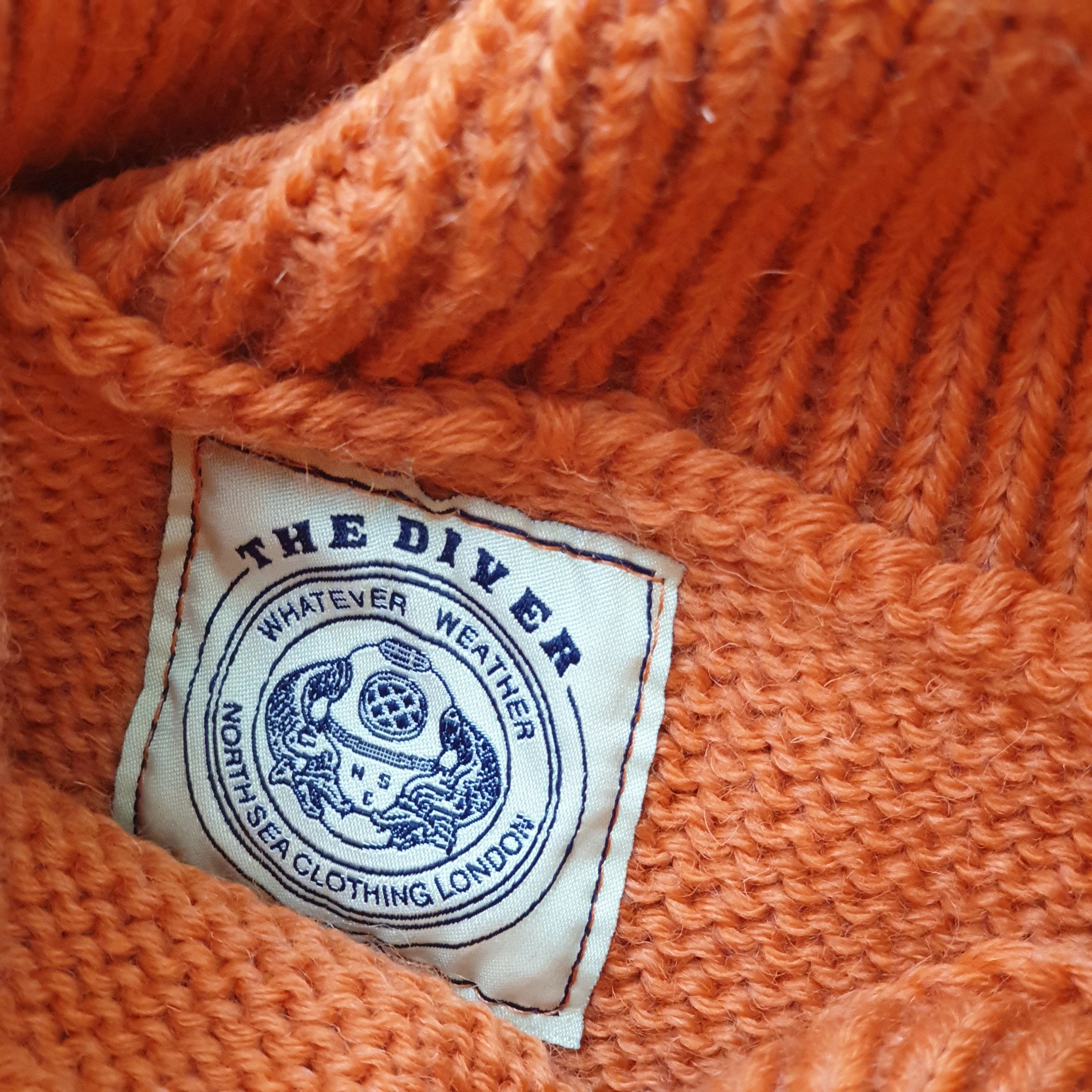 THE DIVER - ORANGE - Image 4
